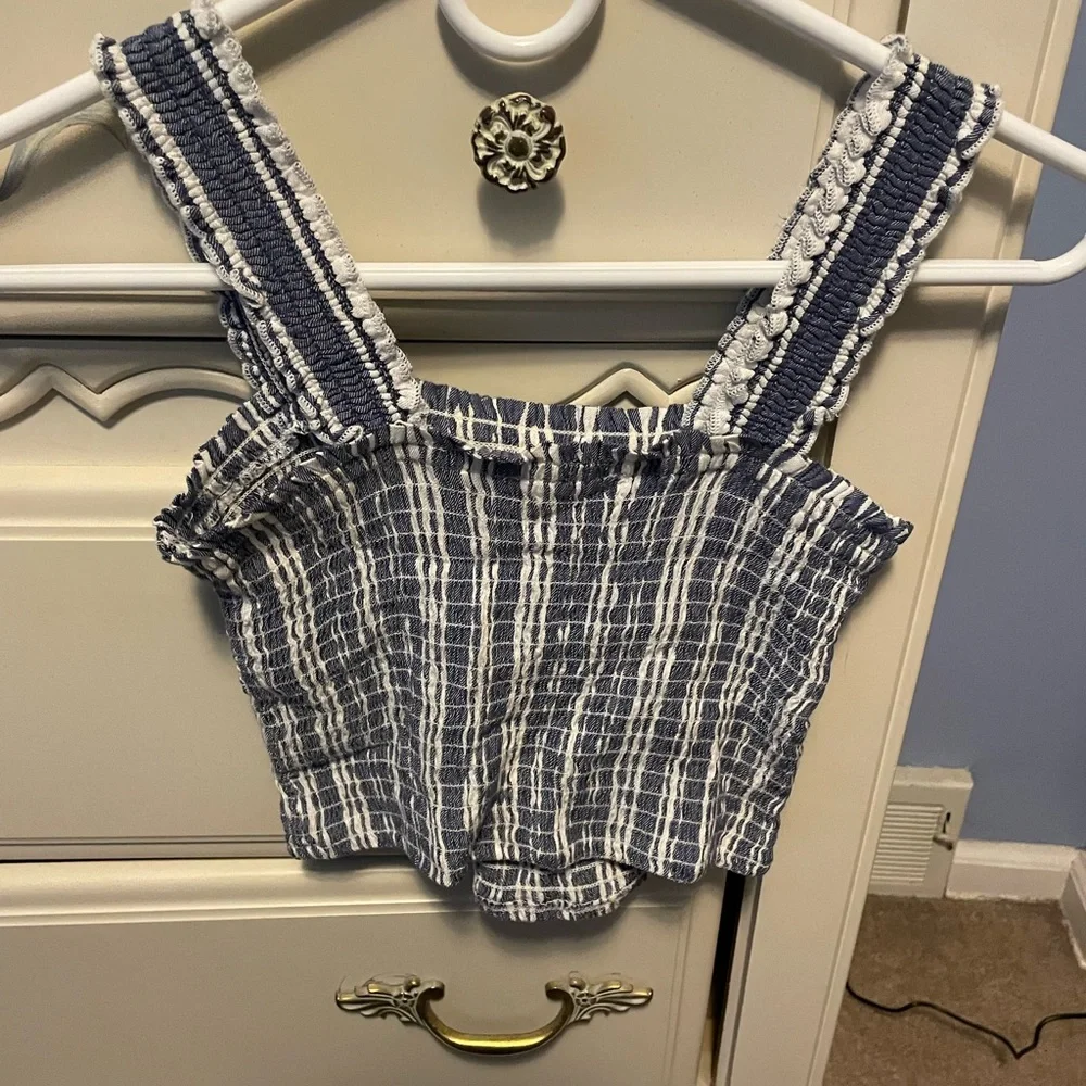 Hollister Tank Top - Picture 2 of 3